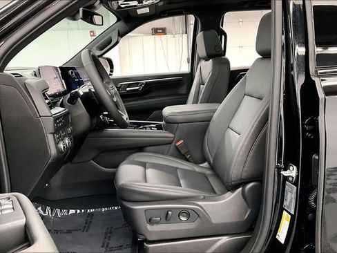 Used 2026 Chevrolet Tahoe Z71 w/ Comfort Package image 25