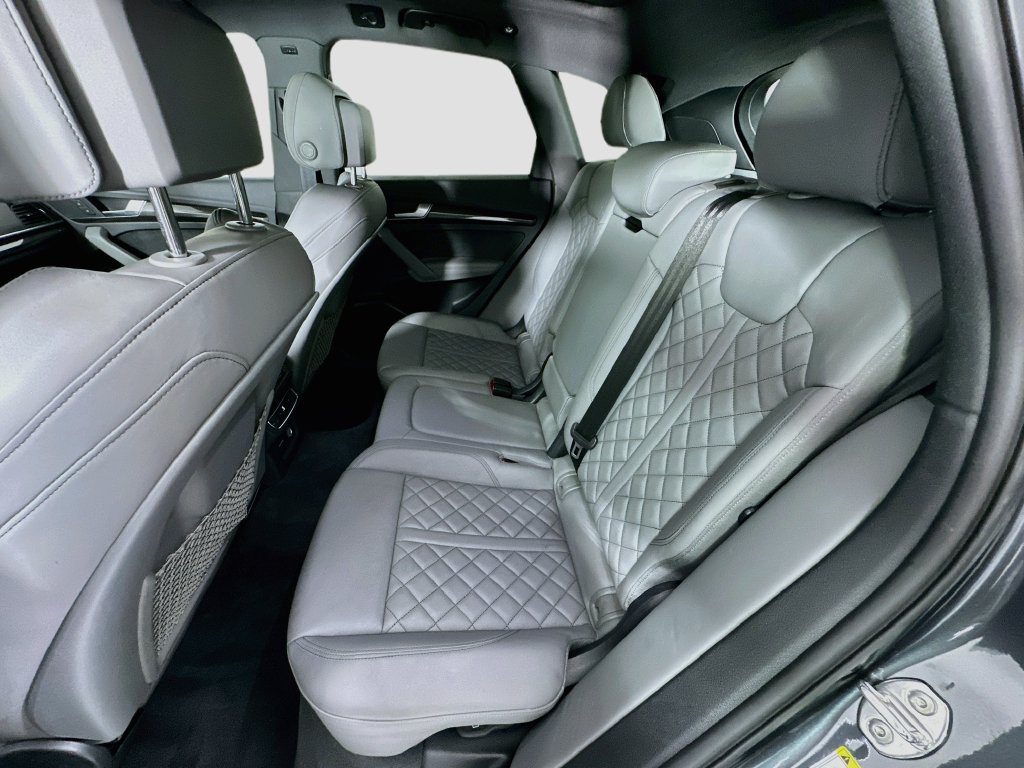 Used 2025 Audi SQ5 Premium Plus AWD/4WD image 24