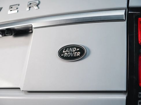 Used 2016 Land Rover Range Rover Long Wheelbase Supercharged image 16