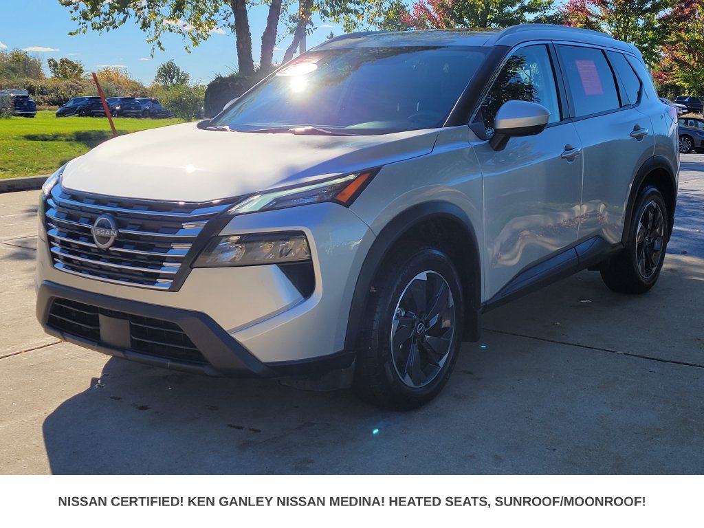 Certified 2024 Nissan Rogue SV w/ SV Premium Package AWD/4WD image 7