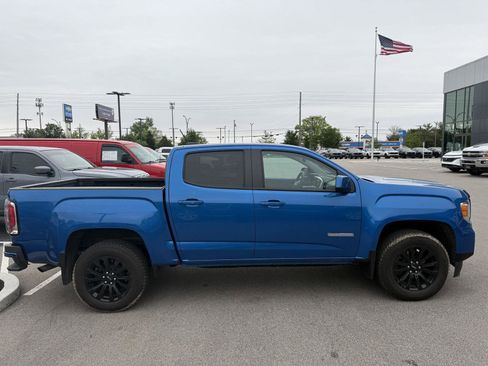 Used 2022 GMC Canyon Elevation w/ Trailering Package RWD image 2
