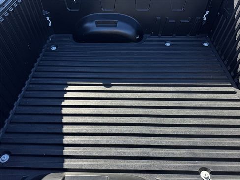 Used 2022 Toyota Tundra Limited image 32