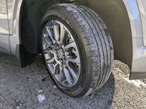 Certified 2023 GMC Acadia Denali w/ Denali Ultimate Package image 36