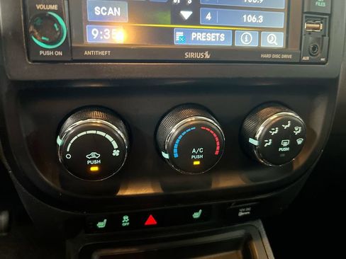 Used 2016 Jeep Compass Sport w/ Power Value Group AWD/4WD image 16
