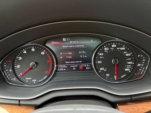 Used 2023 Audi Q5 2.0T Premium w/ Convenience Package AWD/4WD image 34