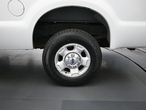 Used 2008 Ford F250 XL image 13