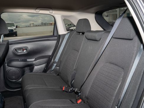 Certified 2024 Honda HR-V LX image 18