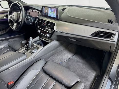 Used 2018 BMW 530i image 29