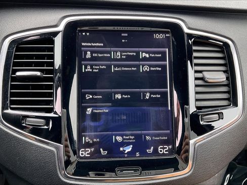 Used 2017 Volvo XC90 T6 Inscription w/ Vision Package image 39