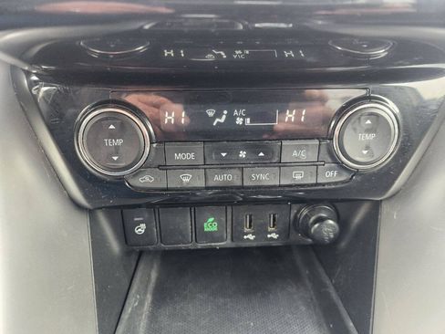 Used 2019 Mitsubishi Eclipse Cross SEL AWD/4WD image 23