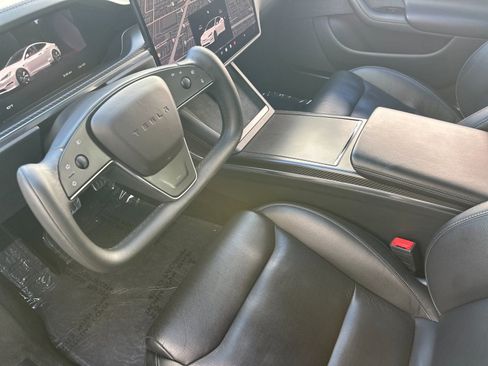 Used 2022 Tesla Model S Plaid AWD/4WD image 10