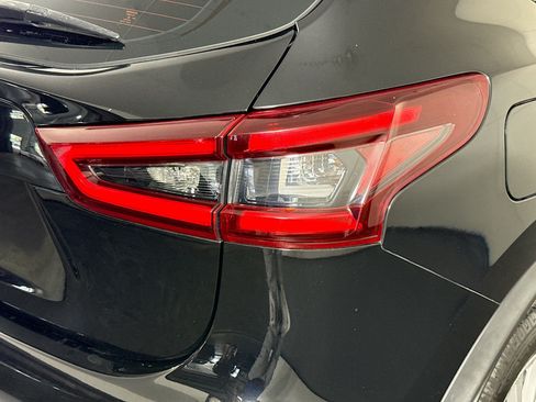 Used 2021 Nissan Rogue Sport S FWD image 33