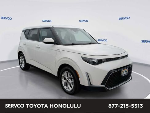 Used 2023 Kia Soul LX w/ LX Technology Package image 1
