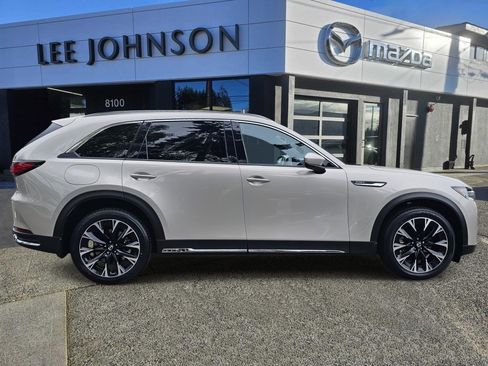 Certified 2025 MAZDA CX-90 Plug-In Hybrid w/ Premium Plus AWD/4WD image 6