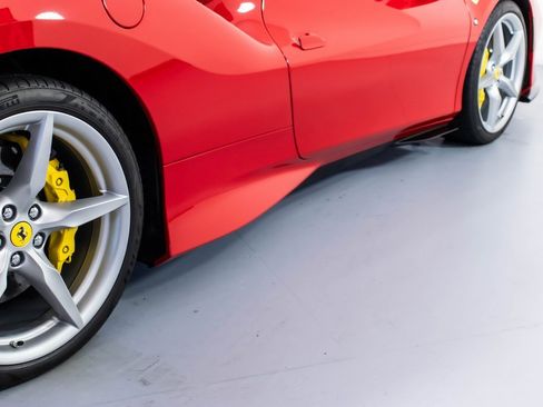 Certified 2022 Ferrari F8 Tributo image 20