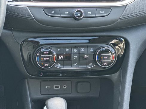 Used 2023 Buick Encore GX Essence w/ Experience Buick Package image 23