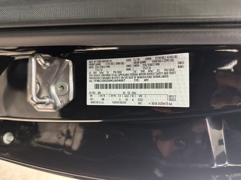 Used 2019 Ford Escape SE image 35