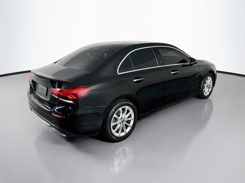 Used 2019 Mercedes-Benz A 220 w/ Premium Package image 7