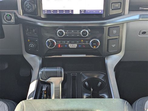 Used 2023 Ford F150 Limited image 16