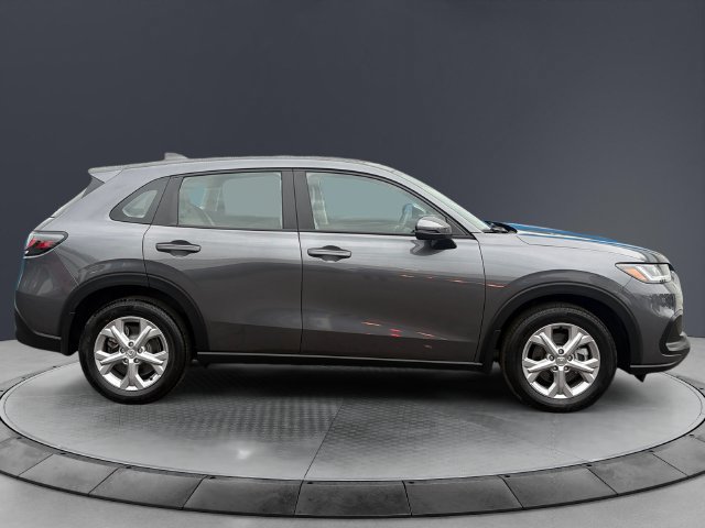 Used 2024 Honda HR-V LX image 6