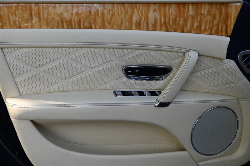 Used 2014 Bentley Flying Spur W12 AWD/4WD image 43