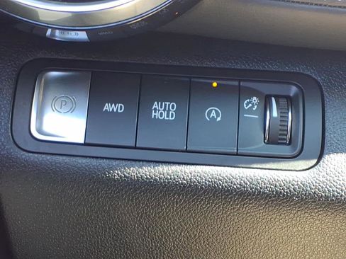 Used 2026 Chevrolet Equinox LT w/ Convenience Package II image 18