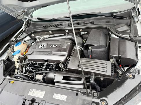 Used 2014 Volkswagen Jetta SE FWD image 35