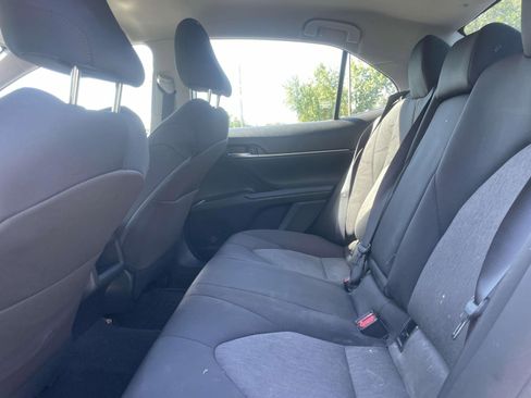 Used 2020 Toyota Camry LE FWD image 9