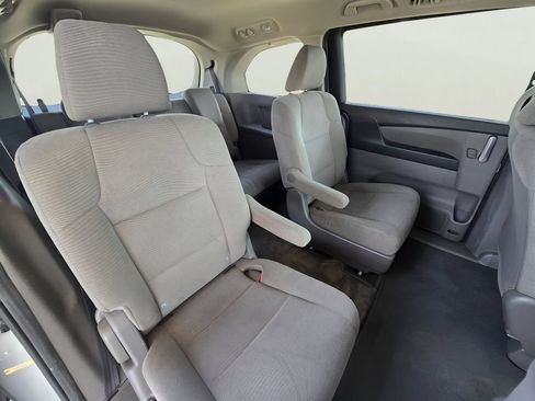 Used 2013 Honda Odyssey LX image 28