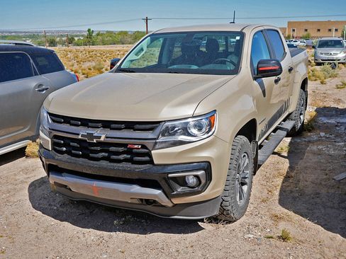 Used 2022 Chevrolet Colorado Z71 image 1