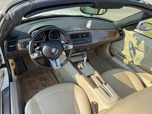 Used 2006 BMW Z4 3.0si RWD image 10