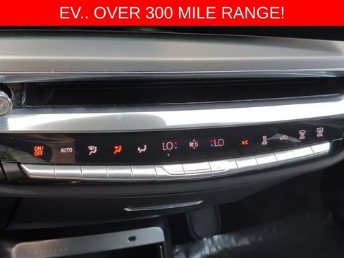 Used 2024 Cadillac Lyriq Luxury w/ LPO, Floor Liner Package AWD/4WD image 23