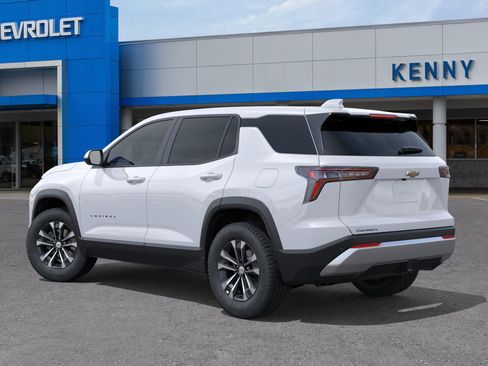 New 2027 Chevrolet Equinox LT FWD image 3