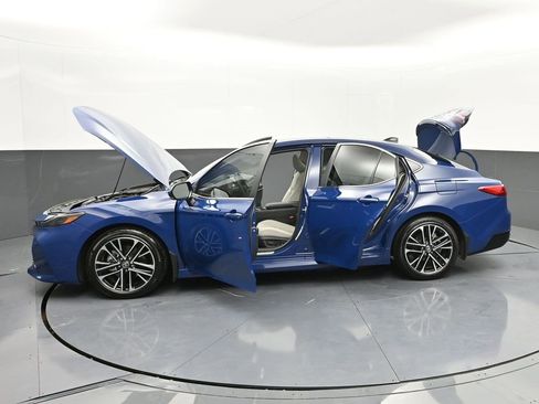 Certified 2025 Toyota Camry XLE image 53