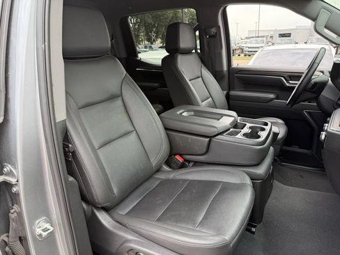Used 2025 GMC Sierra 1500 SLT AWD/4WD image 25
