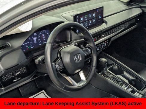Used 2024 Honda Accord Touring image 11