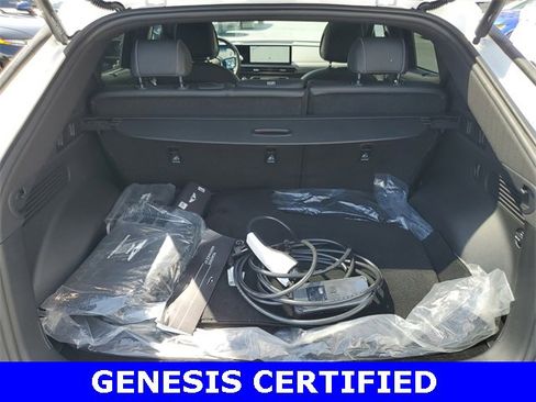 Certified 2024 Genesis GV60 Advanced image 10