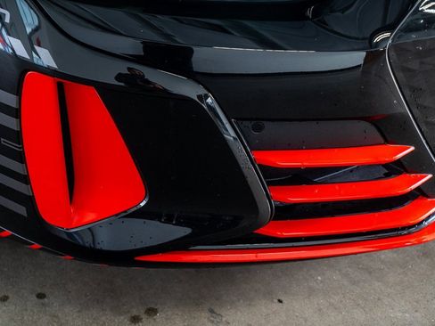 Used 2023 Audi RS e-tron GT image 19