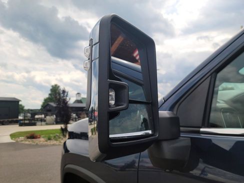 Used 2022 Chevrolet Silverado 2500 High Country w/ Z71 Off-Road Package AWD/4WD image 20