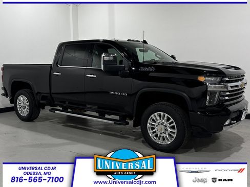 Used 2021 Chevrolet Silverado 3500 High Country image 1
