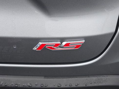 Used 2025 Chevrolet Trax RS image 14
