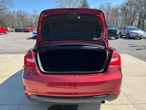 Used 2013 Chrysler 200 Touring w/ Cold Weather Group image 9