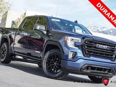 Used 2022 GMC Sierra 1500 Elevation w/ LPO, Elevation Black Package