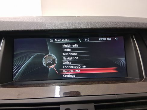 Used 2014 BMW 528i Sedan RWD image 26
