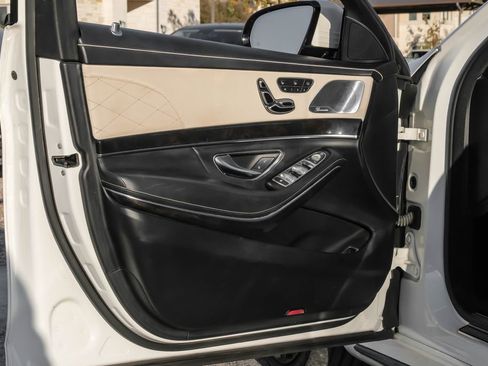 Used 2016 Mercedes-Benz S 550 Sedan image 56