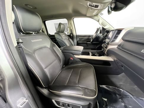 Used 2022 RAM 1500 Laramie image 26