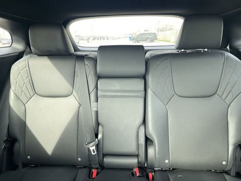 Used 2024 Lexus RX 350 FWD w/ Technology Package image 18