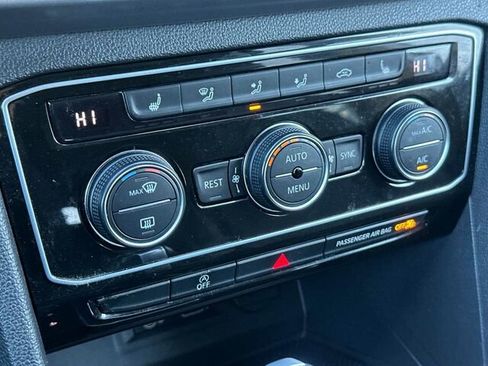 Used 2018 Volkswagen Atlas SEL image 24