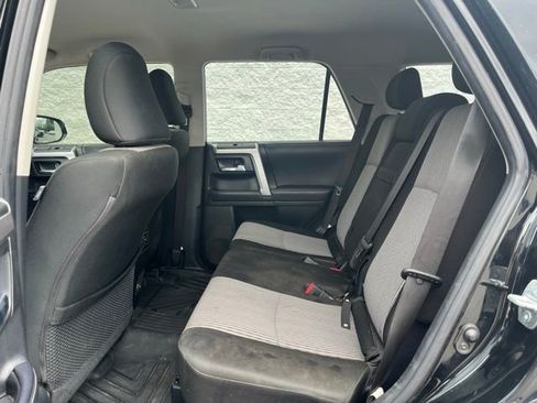 Used 2022 Toyota 4Runner SR5 image 5