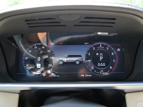 Used 2021 Land Rover Range Rover AWD/4WD image 24